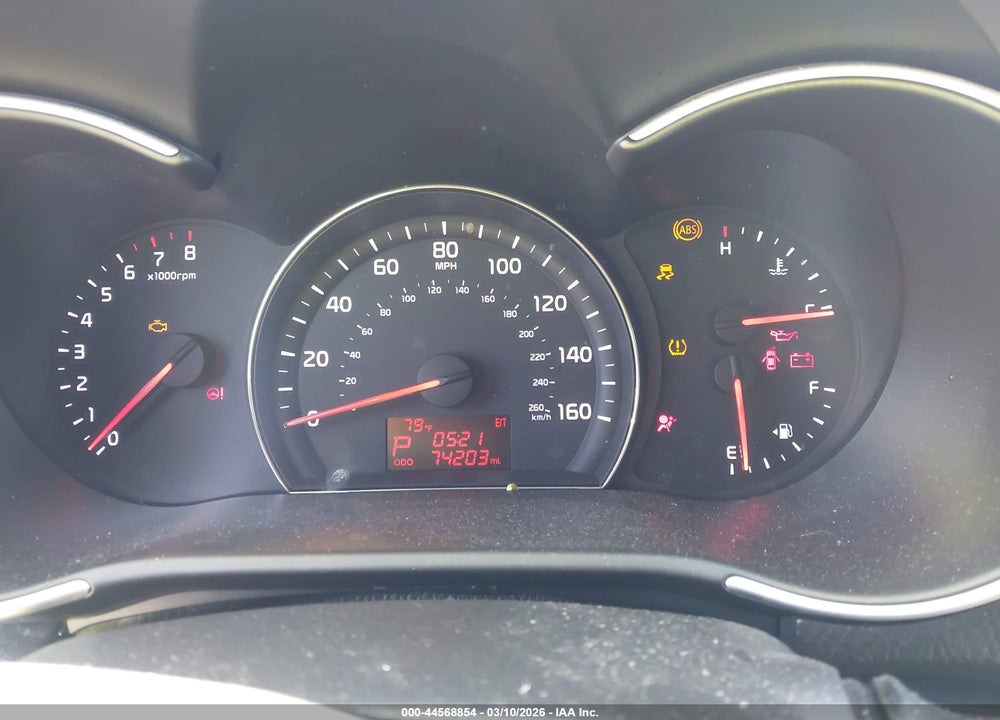 2014 KIA SORENTO LX V6 VIN: 5XYKT4A79EG429030