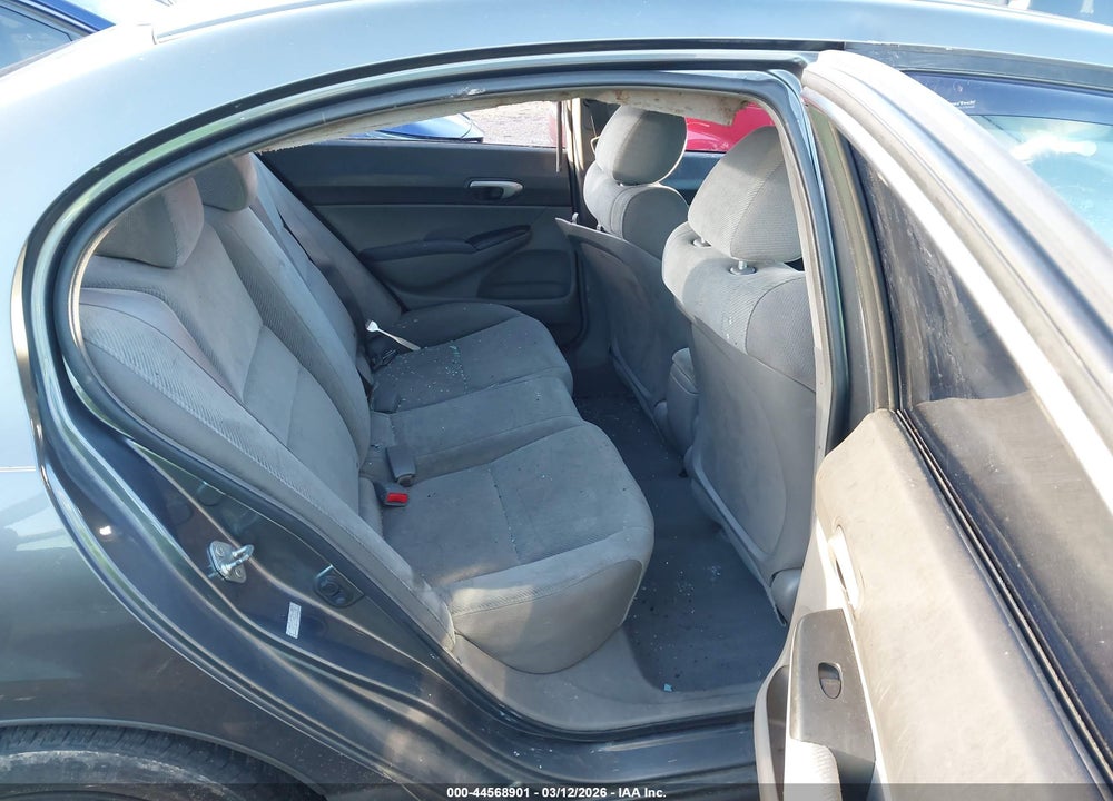 2011 HONDA CIVIC LX VIN: 19XFA1F5XBE018905