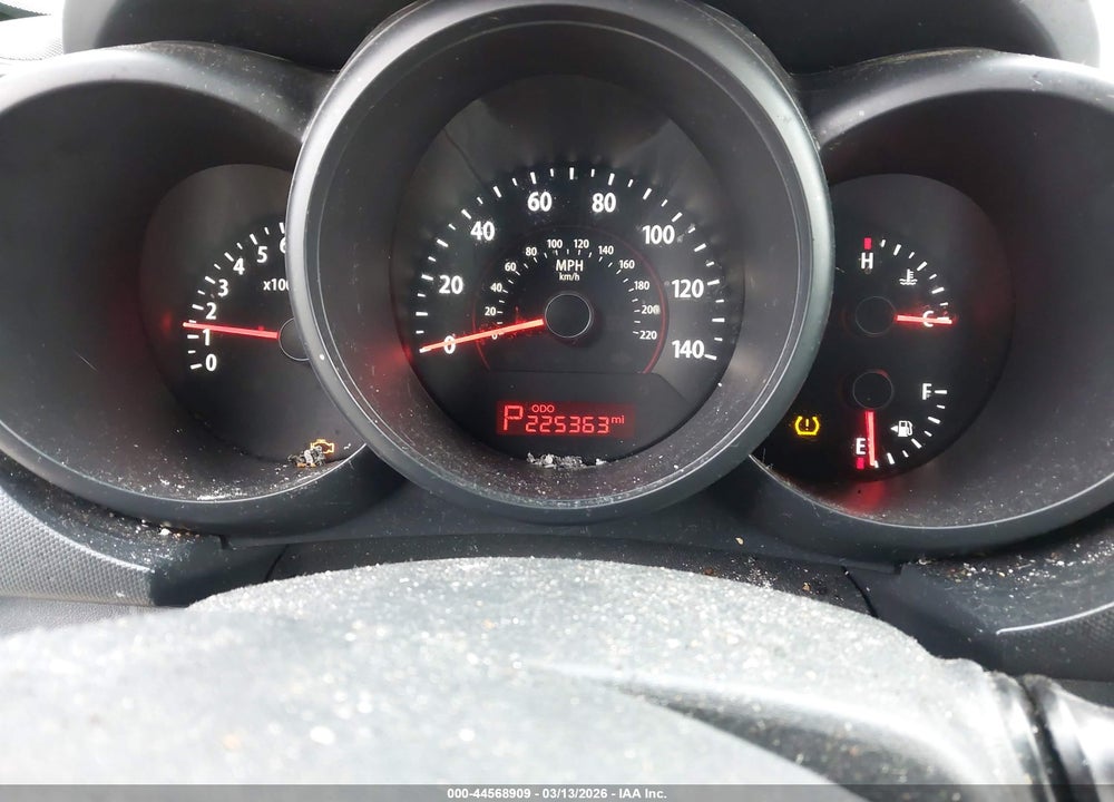 2010 KIA SOUL + VIN: KNDJT2A24A7076949