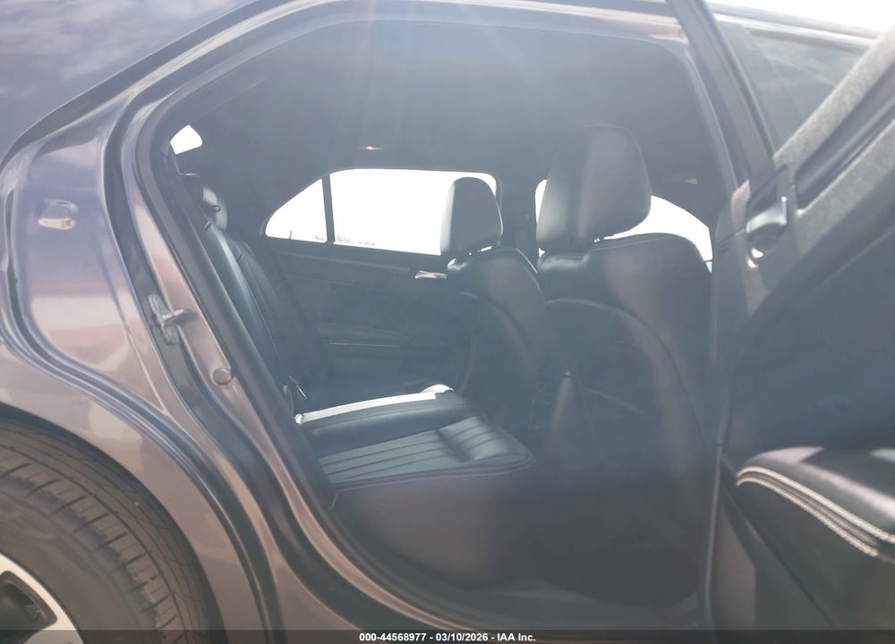 2014 CHRYSLER 300 300S VIN: 2C3CCABG3EH156898