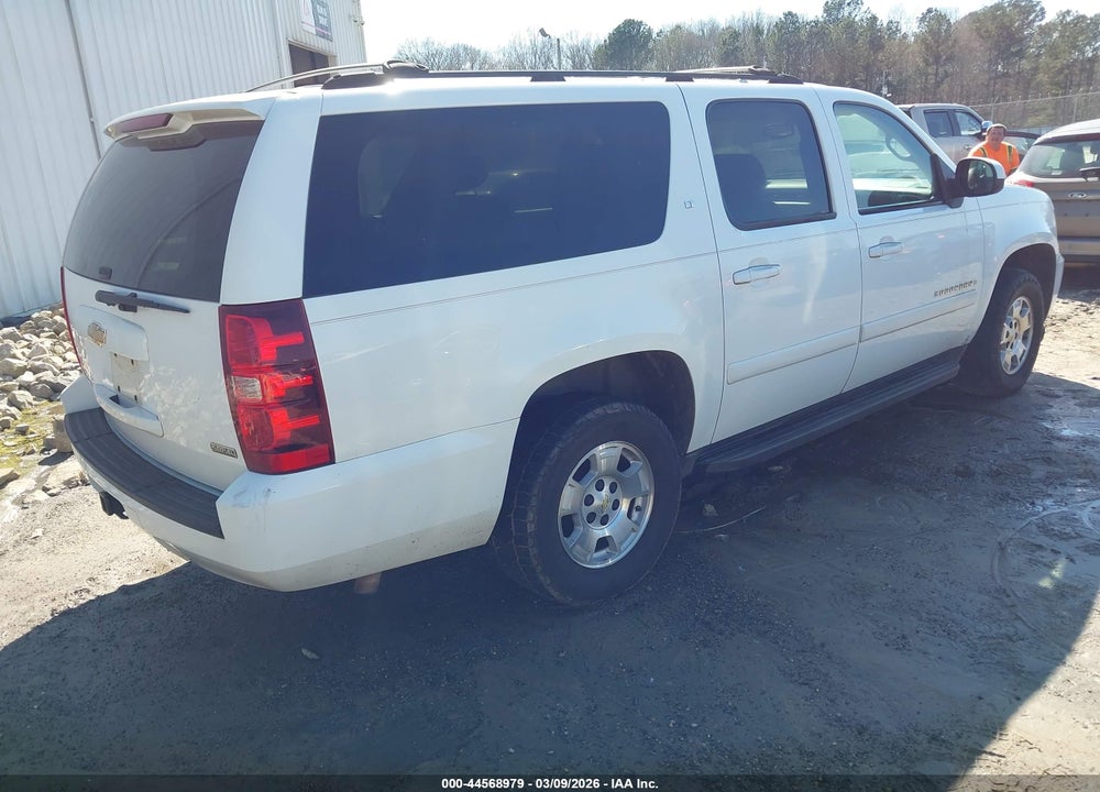 2007 CHEVROLET SUBURBAN 1500 LT VIN: 3GNFC16097G144299