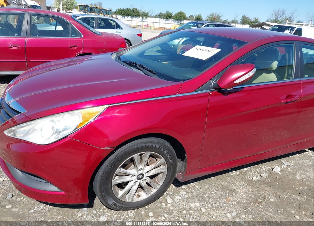 2014 HYUNDAI SONATA GLS VIN: 5NPEB4AC7EH887641