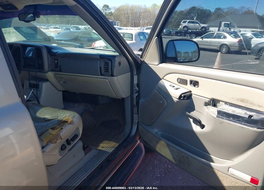 2002 GMC YUKON SLT VIN: 1GKEC13Z52J285082