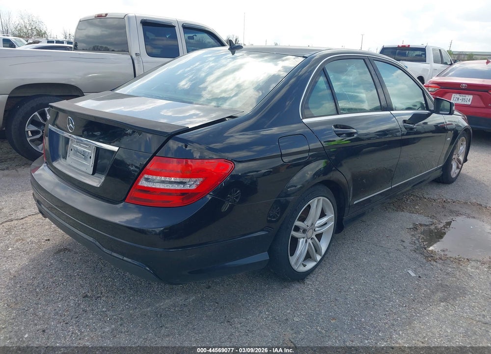2012 MERCEDES-BENZ C 250 SPORT VIN: WDDGF4HB2CR239968