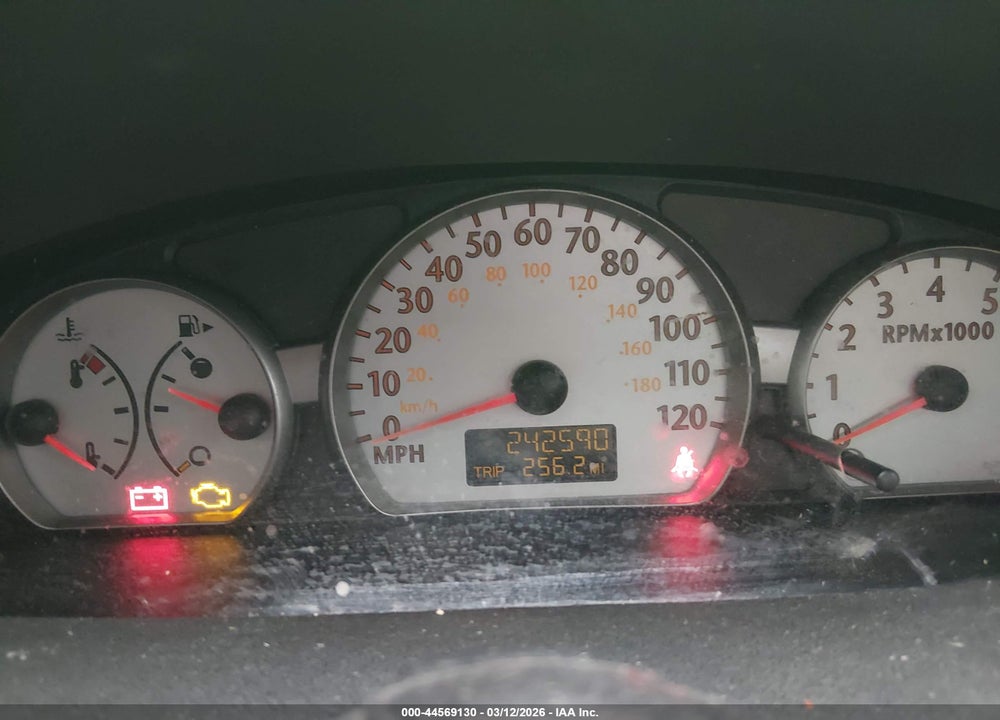 2004 SATURN ION 3 VIN: 1G8AL52F84Z156793