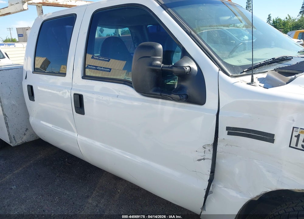 2006 FORD F-350 LARIAT/XL/XLT VIN: 1FTWW32Y16ED24535