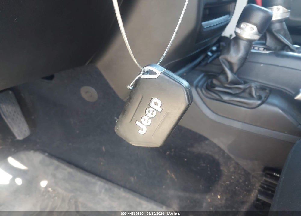 2020 JEEP WRANGLER SPORT S 4X4 VIN: 1C4GJXAG3LW282846