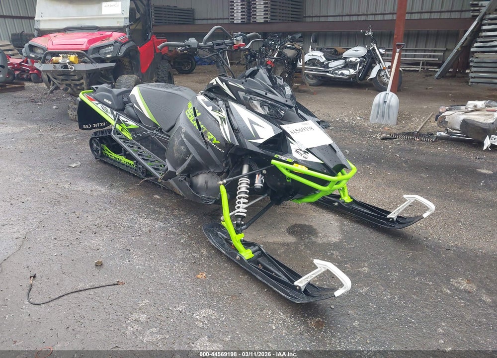 2018 ARTIC CAT 794 CC VIN: 4UF18SNW0JT105166