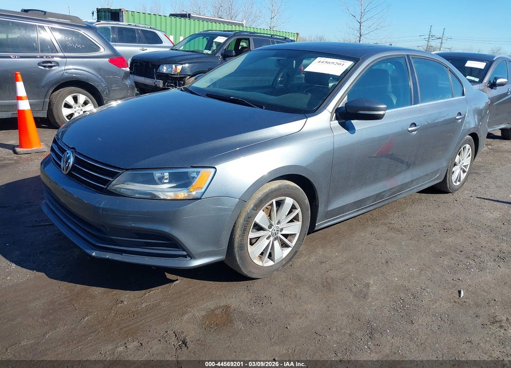 2015 VOLKSWAGEN JETTA 1.8T SE VIN: 3VWD07AJ7FM313650