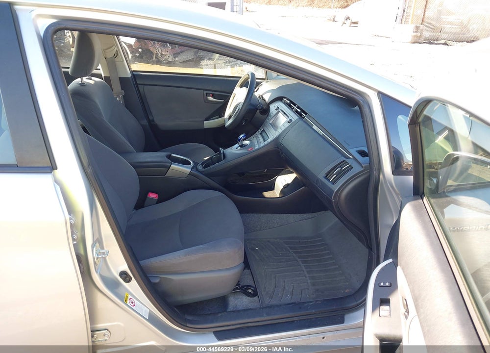 2013 TOYOTA PRIUS TWO VIN: JTDKN3DU7D5612097
