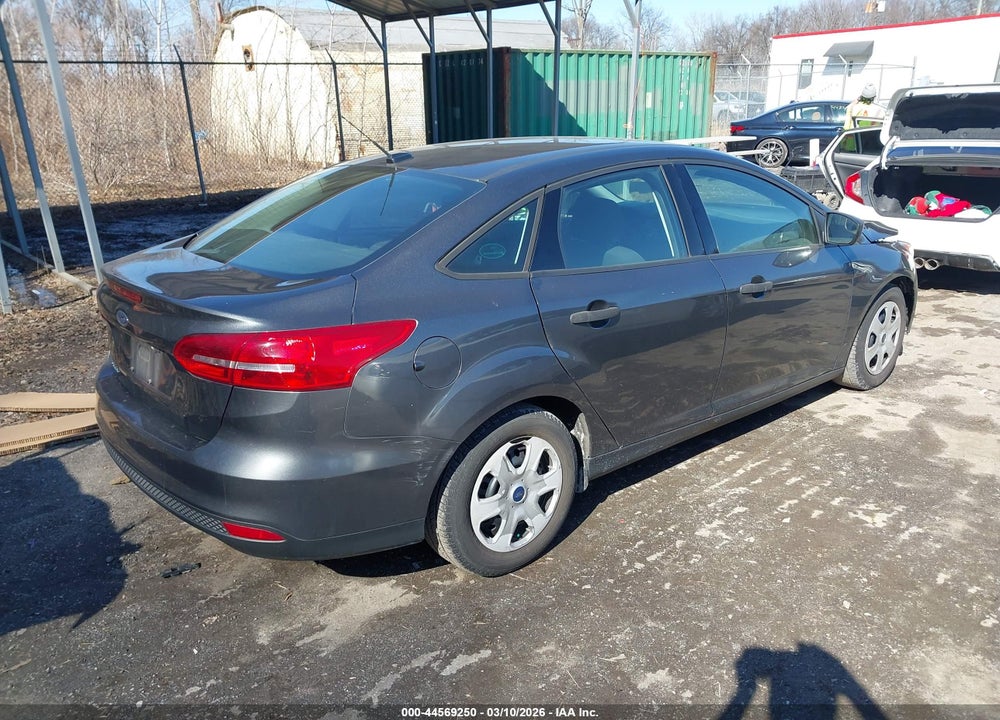 2018 FORD FOCUS S VIN: 1FADP3E29JL203144