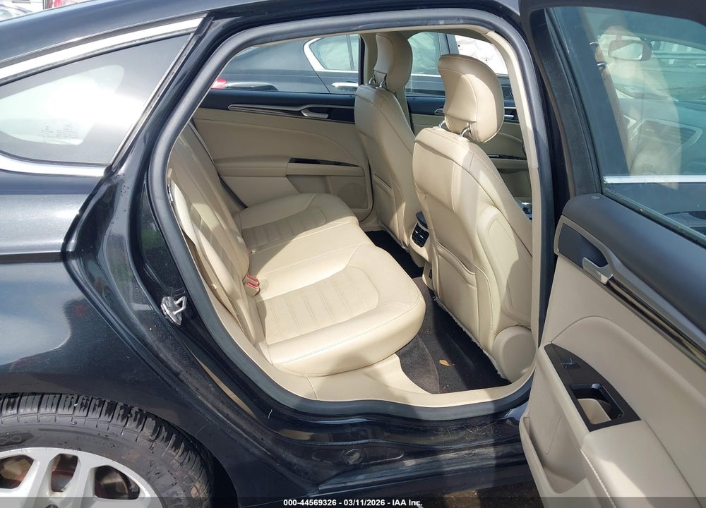 2014 FORD FUSION SE VIN: 1FA6P0HD1E5396114