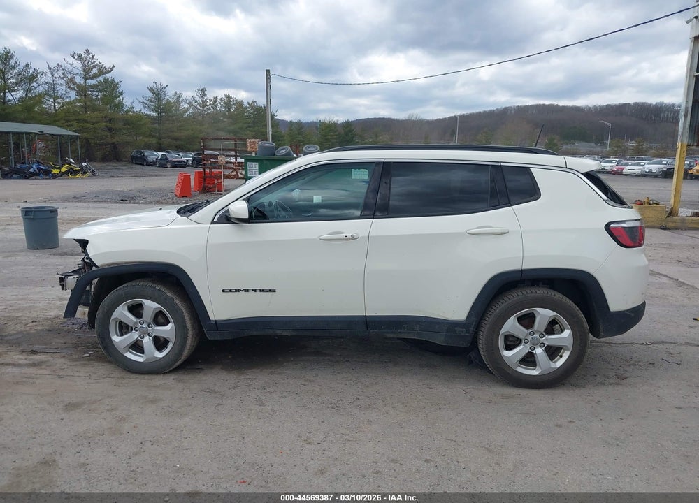 2019 JEEP COMPASS LATITUDE 4X4 VIN: 3C4NJDBB3KT703719