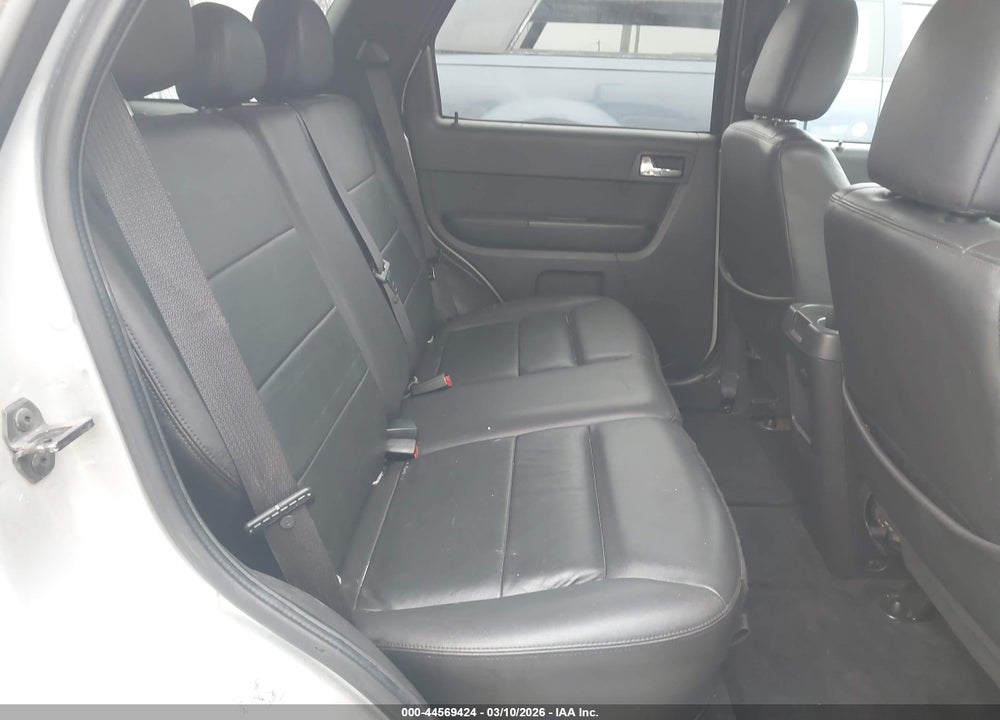 2010 FORD ESCAPE LIMITED VIN: 1FMCU0E76AKB90587