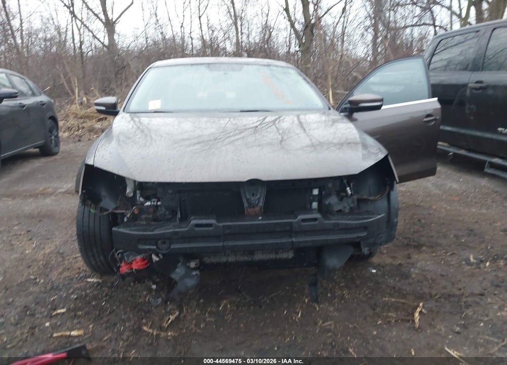 2013 VOLKSWAGEN JETTA 2.5L SE VIN: 3VWBP7AJ4DM427475
