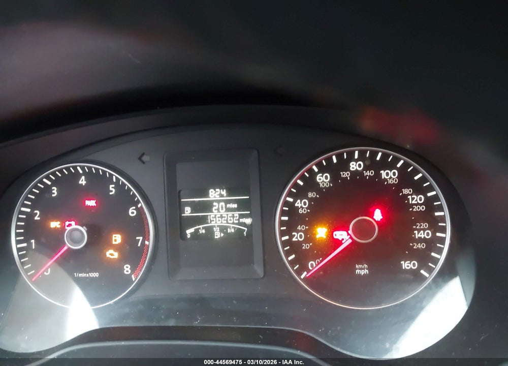 2013 VOLKSWAGEN JETTA 2.5L SE VIN: 3VWBP7AJ4DM427475
