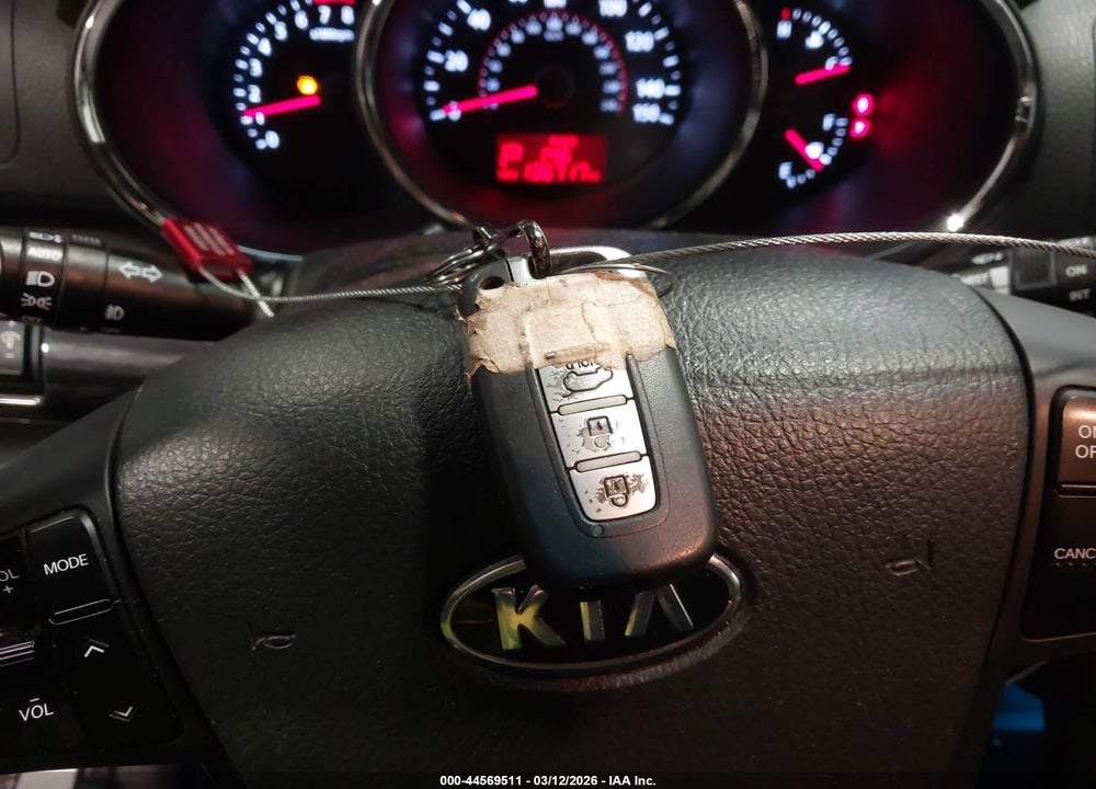 2013 KIA SORENTO EX V6 VIN: 5XYKUDA21DG410455