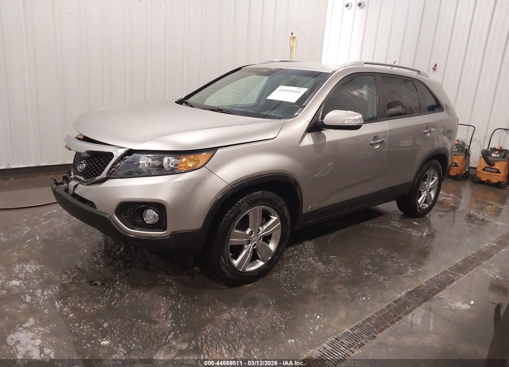 2013 KIA SORENTO EX V6 VIN: 5XYKUDA21DG410455