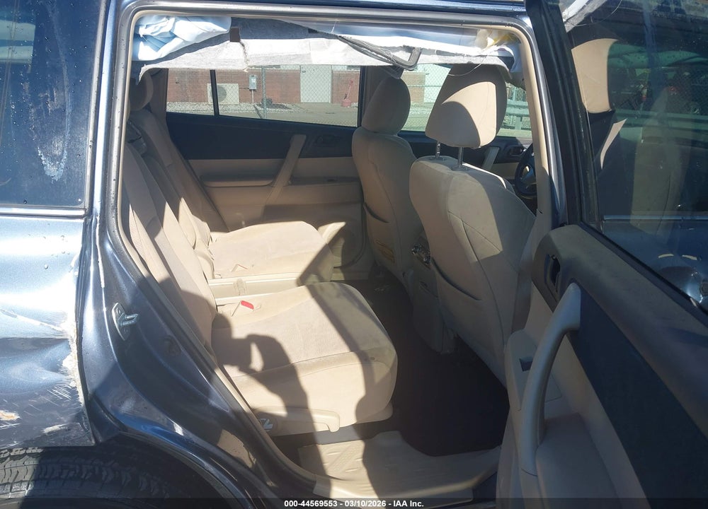 2013 TOYOTA HIGHLANDER VIN: 5TDZA3EH6DS040011