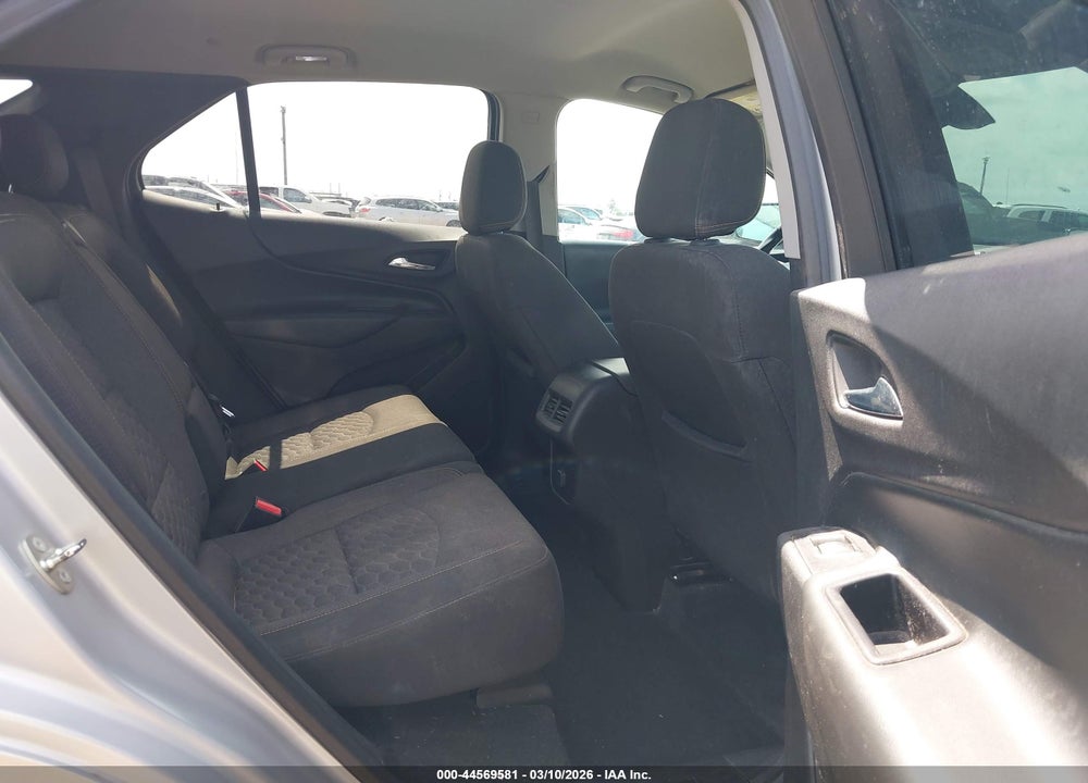 2018 CHEVROLET EQUINOX LT VIN: 2GNAXJEV4J6224771
