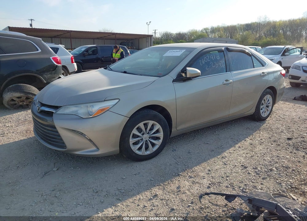 2016 TOYOTA CAMRY LE VIN: 4T4BF1FK5GR577519