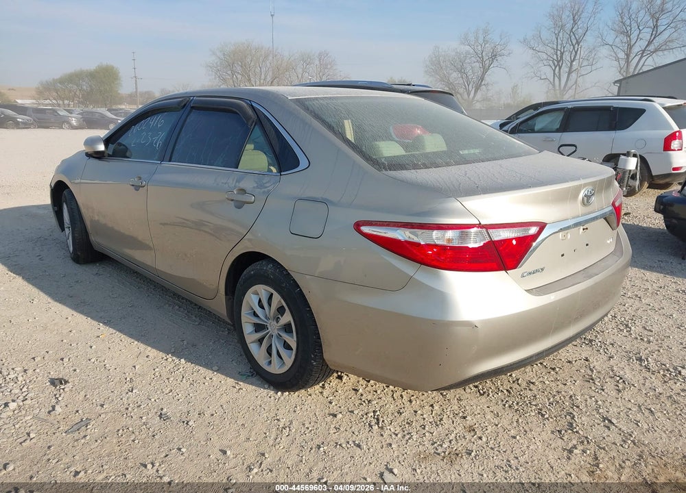 2016 TOYOTA CAMRY LE VIN: 4T4BF1FK5GR577519