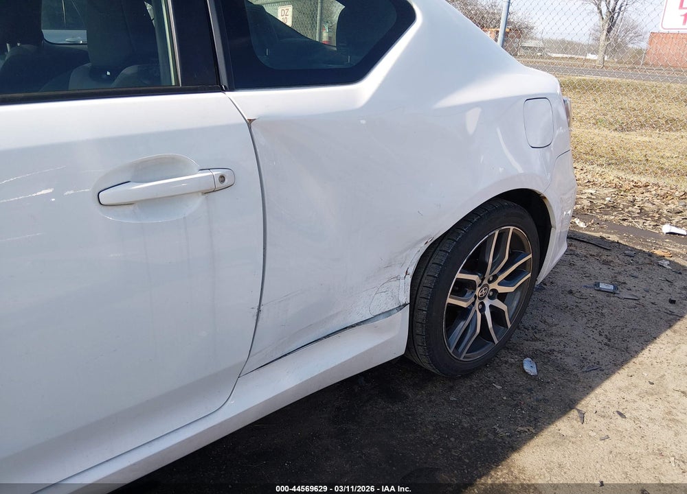 2014 SCION TC VIN: JTKJF5C72E3073202