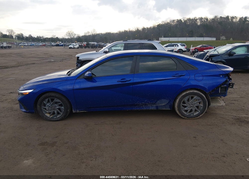 2024 HYUNDAI ELANTRA SEL VIN: KMHLM4DG5RU680799