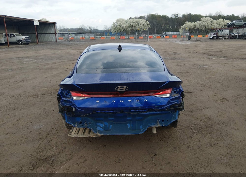 2024 HYUNDAI ELANTRA SEL VIN: KMHLM4DG5RU680799