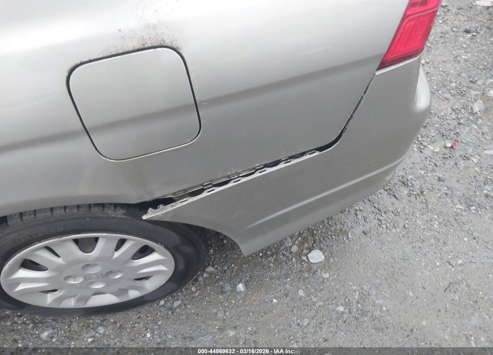 2005 HONDA CIVIC LX VIN: 2HGES16515H525985