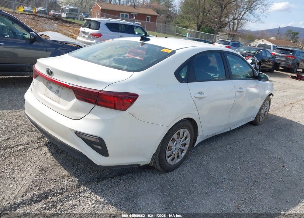2019 KIA FORTE FE VIN: 3KPF24AD3KE058045