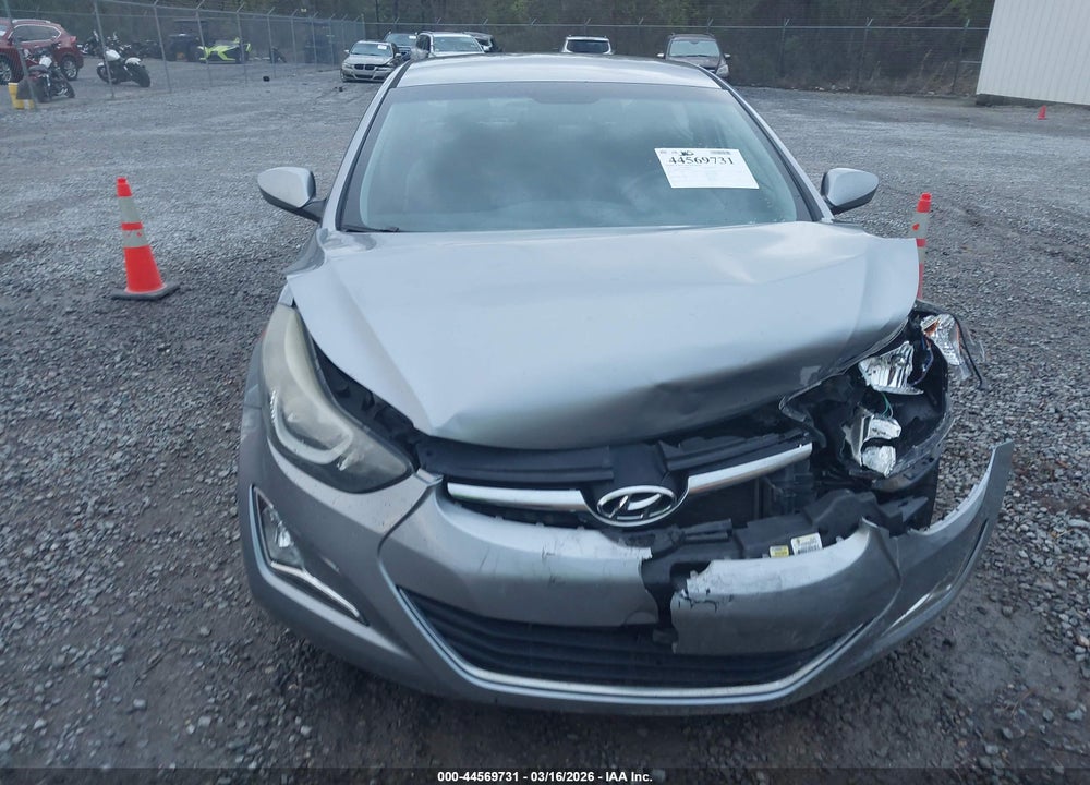 2015 HYUNDAI ELANTRA SE VIN: 5NPDH4AE3FH596745