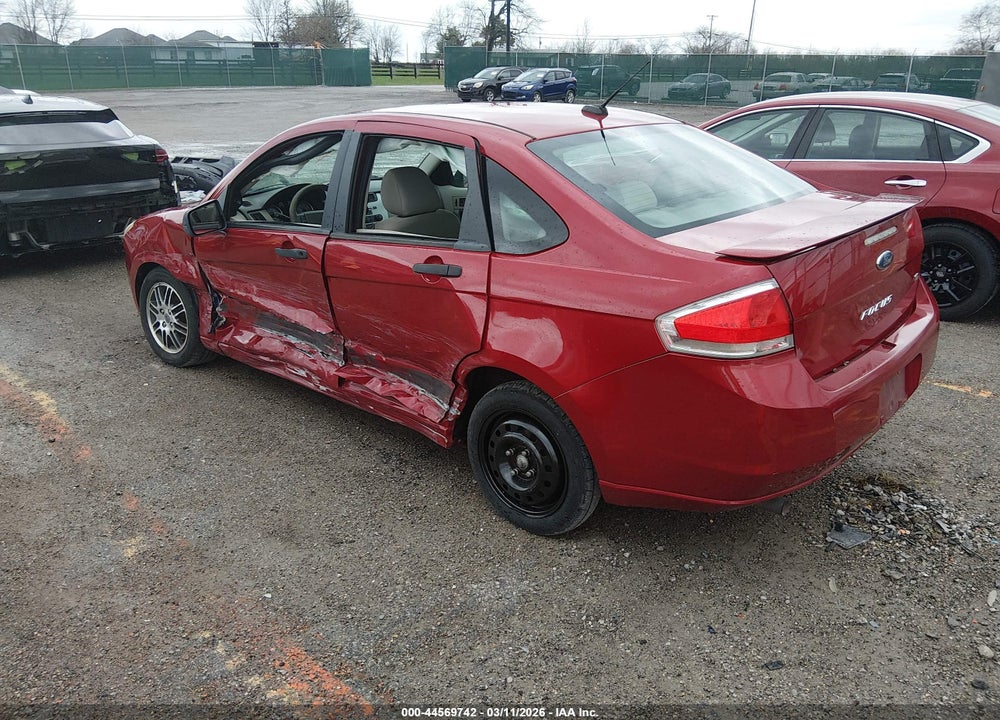 2010 FORD FOCUS SE VIN: 1FAHP3FN0AW162184