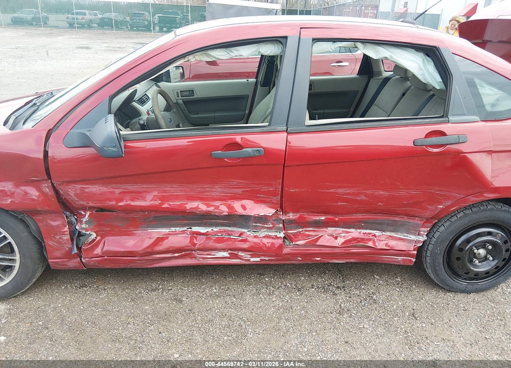 2010 FORD FOCUS SE VIN: 1FAHP3FN0AW162184