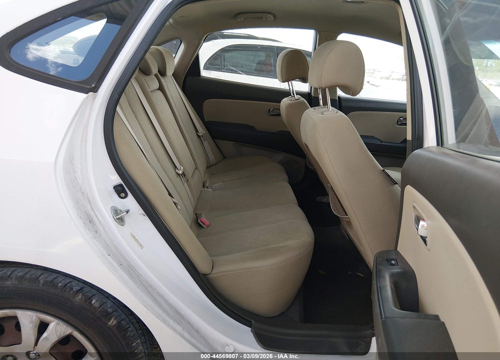 2010 HYUNDAI ELANTRA GLS VIN: KMHDU4AD5AU848797