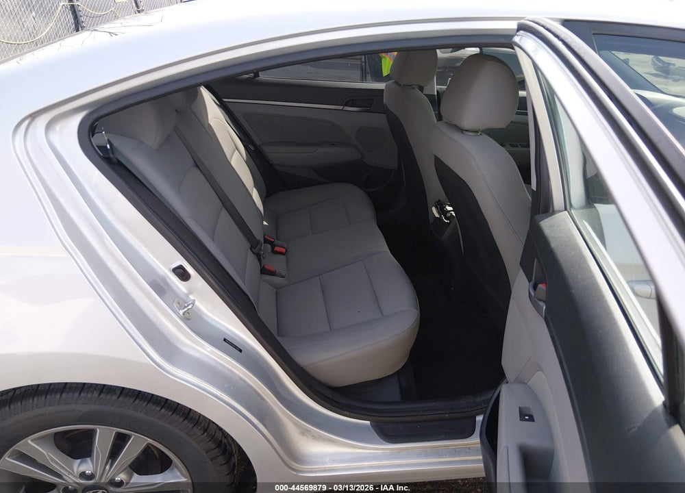 2018 HYUNDAI ELANTRA SEL VIN: 5NPD84LF8JH237826