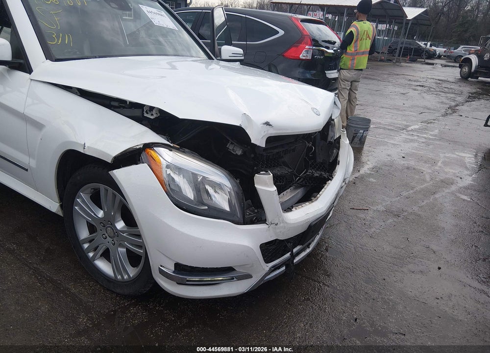 2015 MERCEDES-BENZ GLK 350 4MATIC VIN: WDCGG8JB9FG411111