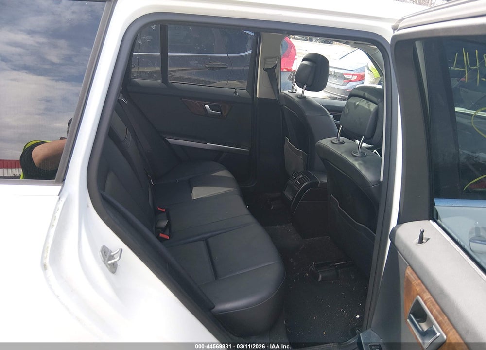 2015 MERCEDES-BENZ GLK 350 4MATIC VIN: WDCGG8JB9FG411111
