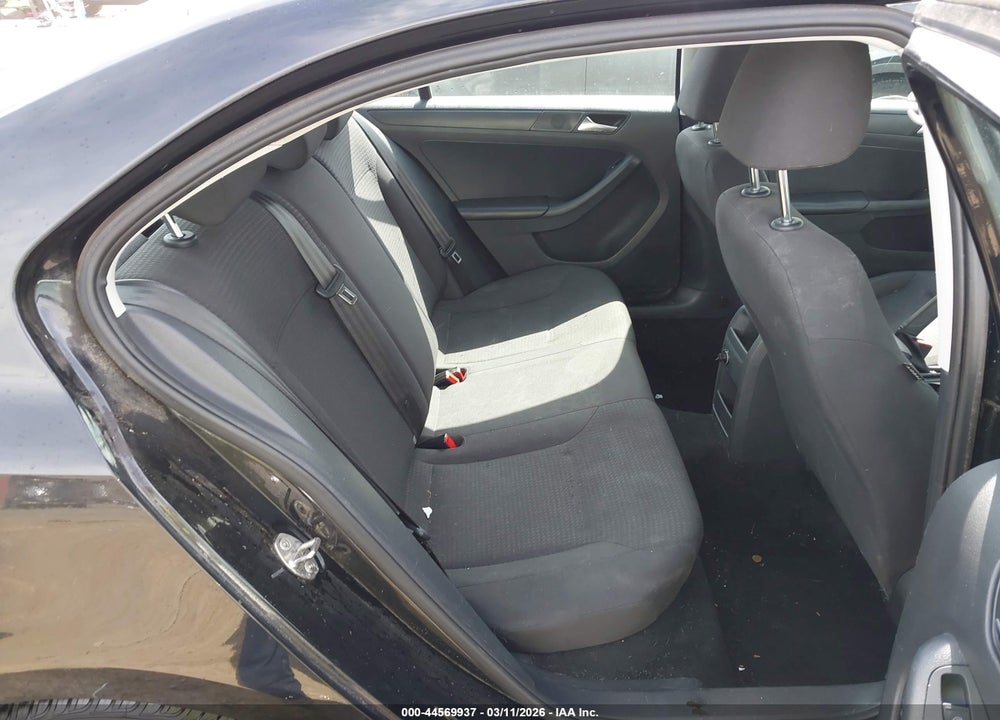2015 VOLKSWAGEN JETTA 2.0L S VIN: 3VW1K7AJ3FM286475