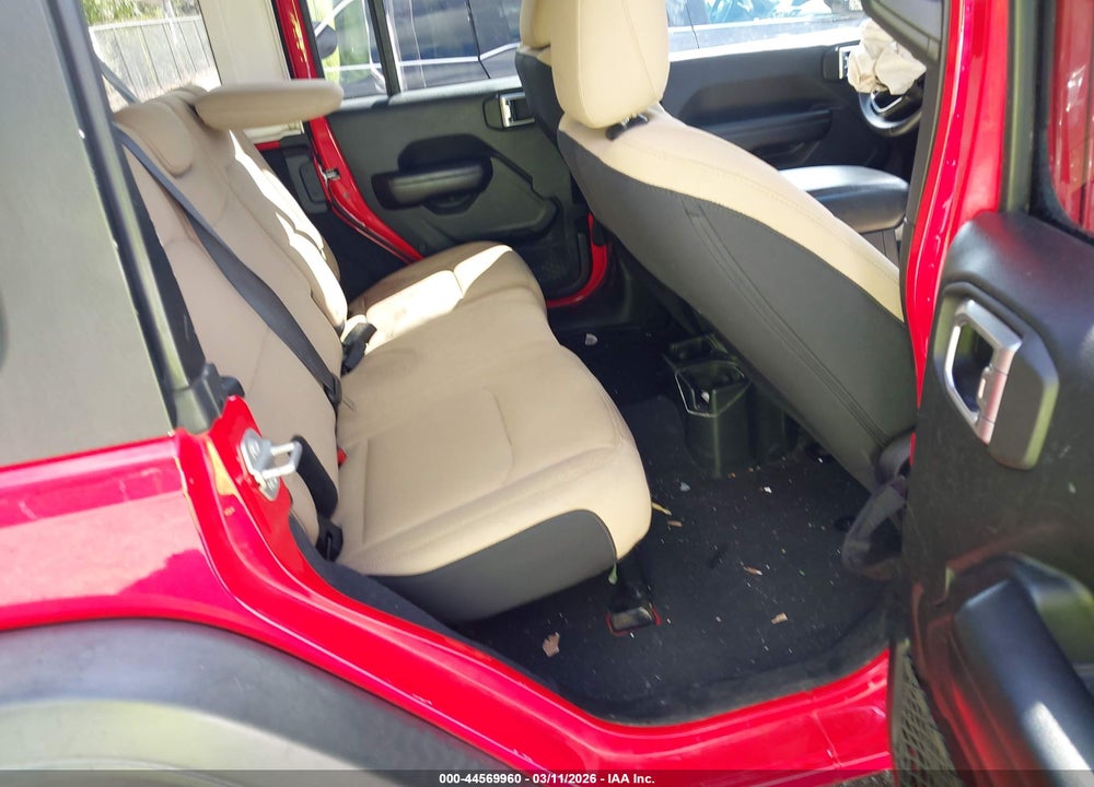 2018 JEEP WRANGLER UNLIMITED SPORT S 4X4 VIN: 1C4HJXDG6JW160205