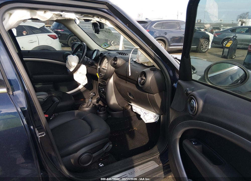 2013 MINI COUNTRYMAN COOPER VIN: WMWZB3C56DWM07394