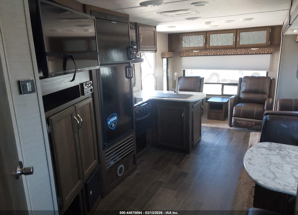 2019 KEYSTONE BULLET VIN: 4YDT26920KT430656