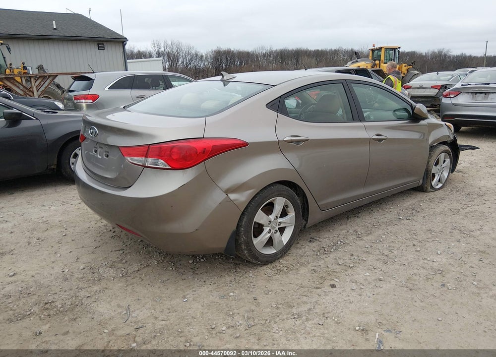 2013 HYUNDAI ELANTRA GLS VIN: 5NPDH4AE8DH447129