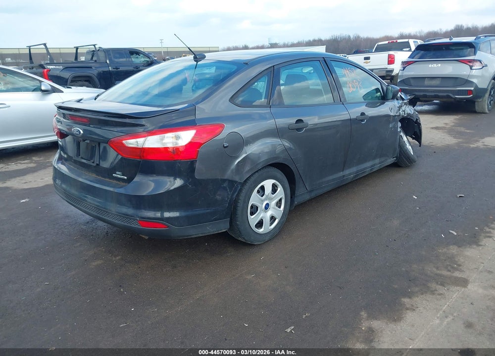 2015 FORD FOCUS S VIN: 1FADP3E25FL373833