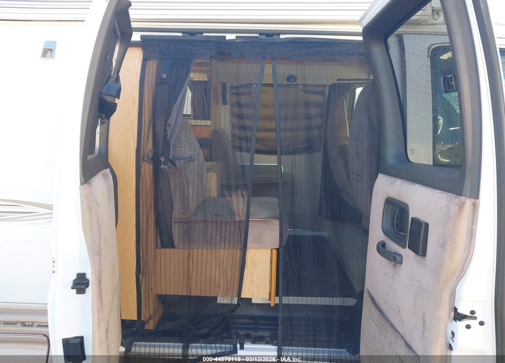 2002 CHEVROLET EXPRESS VIN: 1GCHG39R621229250