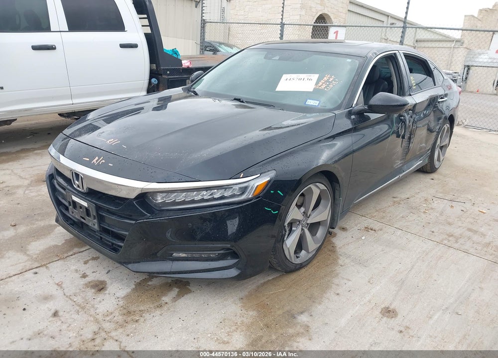 2018 HONDA ACCORD TOURING 2.0T VIN: 1HGCV2F95JA013016