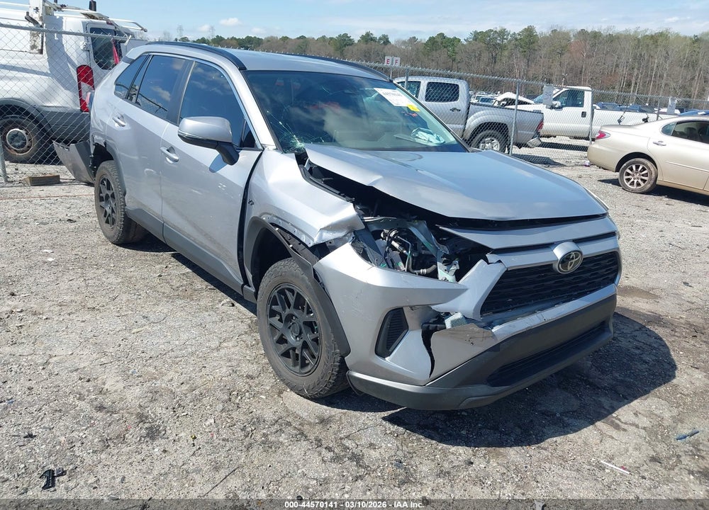 2023 TOYOTA RAV4 XLE VIN: 2T3W1RFV0PC239621