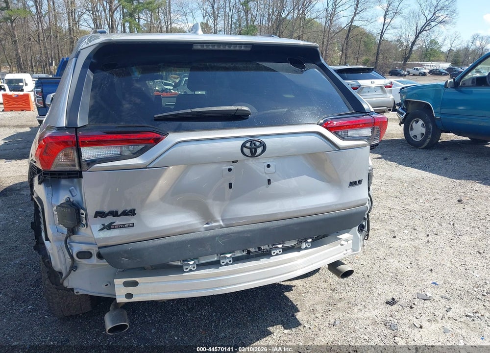 2023 TOYOTA RAV4 XLE VIN: 2T3W1RFV0PC239621