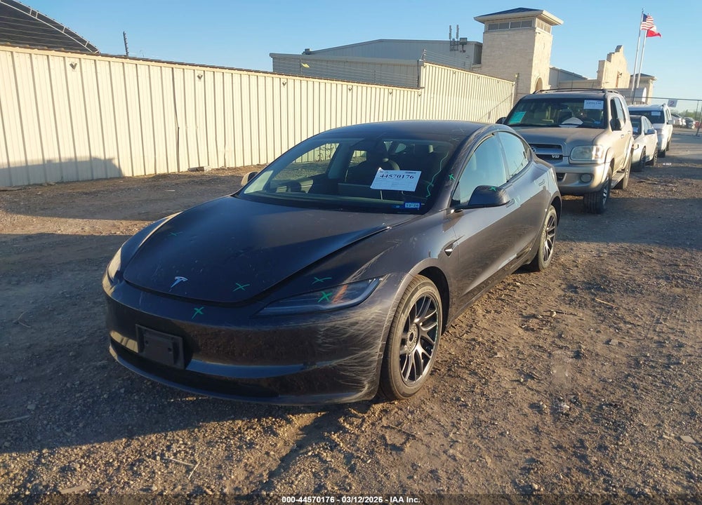 2025 TESLA MODEL 3 LONG RANGE REAR-WHEEL DRIVE/STANDARD REAR-WHEEL DRIVE VIN: 5YJ3E1EA6SF924176