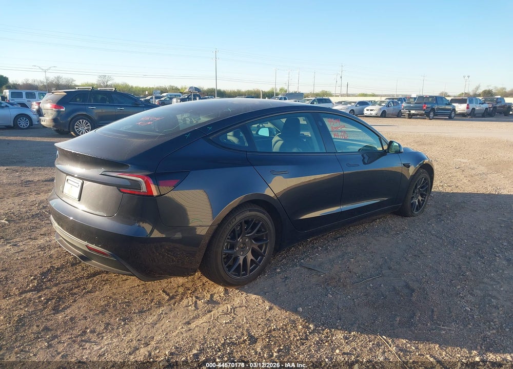 2025 TESLA MODEL 3 LONG RANGE REAR-WHEEL DRIVE/STANDARD REAR-WHEEL DRIVE VIN: 5YJ3E1EA6SF924176